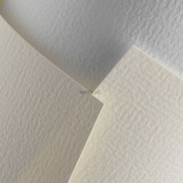 Papier ozdobny (wizytówkowy) Galeria Papieru czerpany A4 - biały 230g (201401)